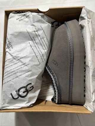 UGG Tasman Altas Grises Talla 39