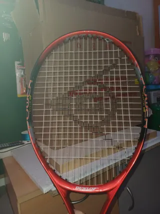 Raqueta de Tenis Dunlop Roja
