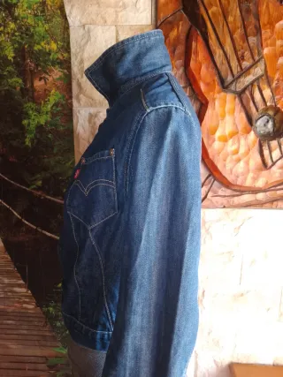 Levi's talla S-M Cazadora denim
