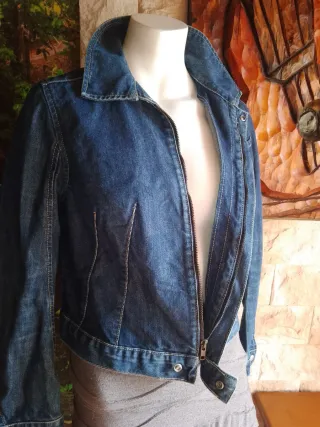 Levi's talla S-M Cazadora denim