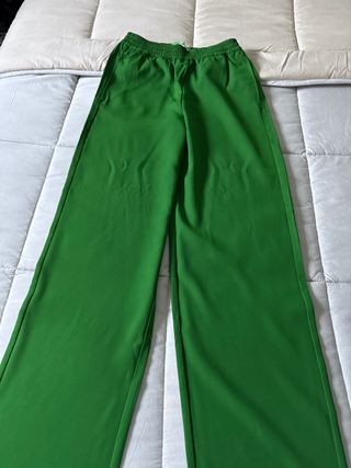 Pantalones rectos verdes