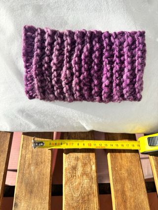 Bufanda tejida morada