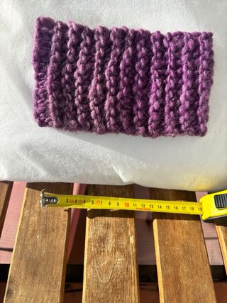 Bufanda tejida morada