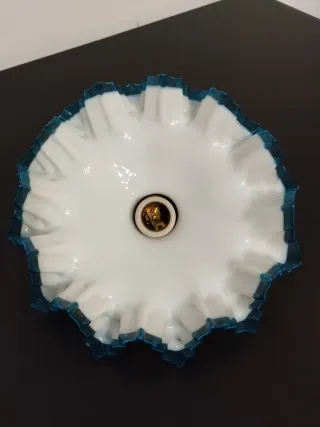 Paralume a fazzoletto in vetro opalino anni '50