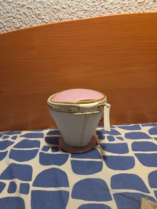 Monedero personajes Bella y Bestia