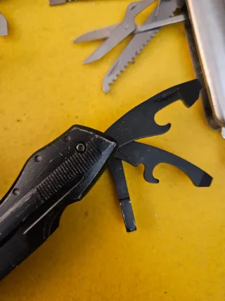 Coltellino multiuso 4 pezzi