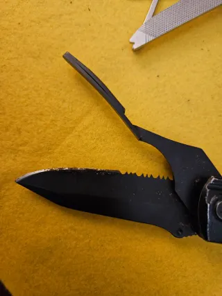 Coltellino multiuso 4 pezzi