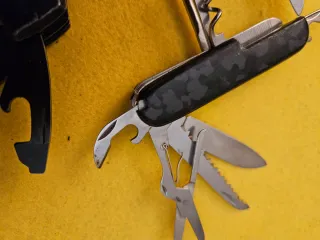 Coltellino multiuso 4 pezzi