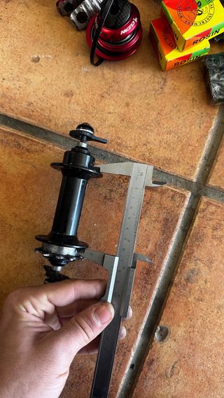 Mozzo posteriore per bici da trial Play con tensori e pignone