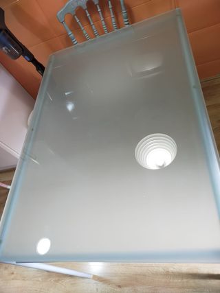 Mesa de comedor cristal y metal