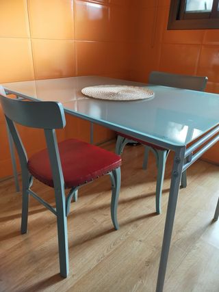 Mesa de comedor cristal y metal