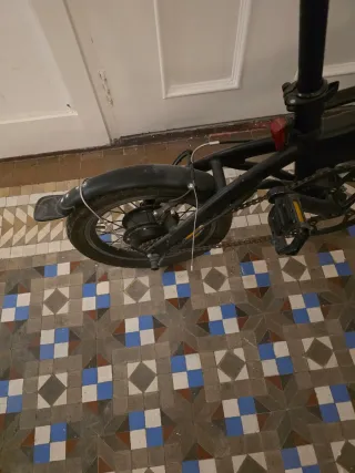 Bicicleta eléctrica Freeel plegable