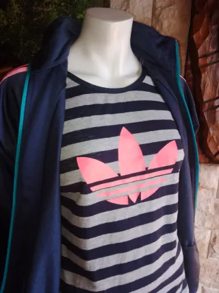Adidas talla S-M Sudadera y camiseta deportiva