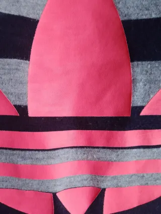 Adidas talla S-M Sudadera y camiseta deportiva