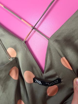 Mono largo lunares verde oliva