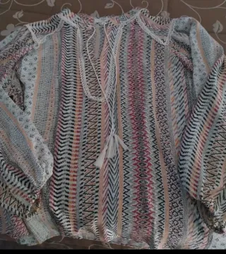 Camisa manga larga estampada talla S