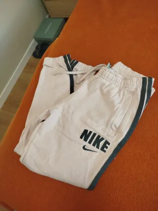 Conjunto Nike Sudadera y Pantalón