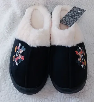 Zapatillas Casa Disney Mickey Minnie Corazón