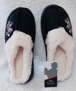 Zapatillas Casa Disney Mickey Minnie Corazón