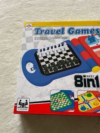 Jogo de Tabuleiro Travel Games 8 em 1