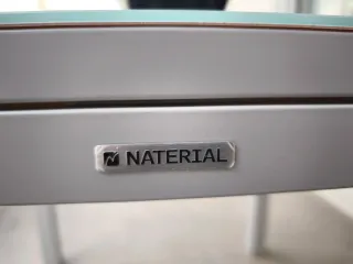 Mesa extensible Lyra cristal y metal