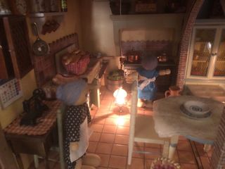 Casa de muñecas amueblada