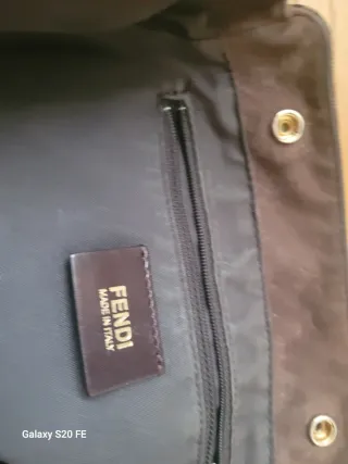 Borsa Fendi modello hobo in tela logata zucca