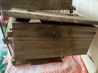 Antigua Jaula Madera para Reparar