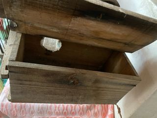 Antigua Jaula Madera para Reparar