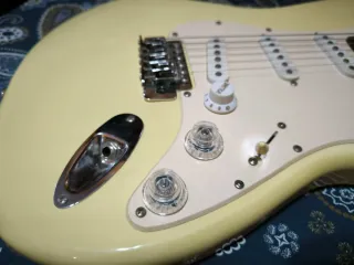 Guitarra Fender Squier
