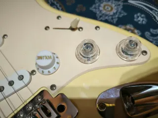 Guitarra Fender Squier