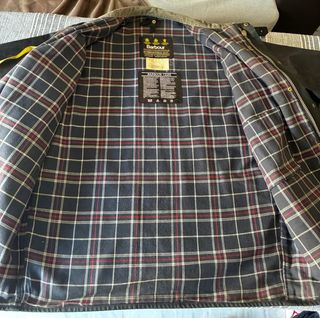 Chaqueta Barbour International verde oscuro