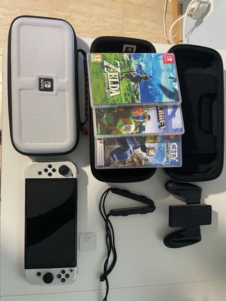 Nintendo Switch OLED Argento/Bianco + Giochi