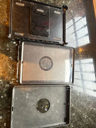 Custodia OtterBox per iPad 9ª Gen e simili