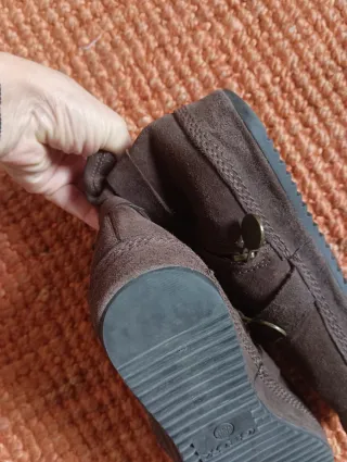 Botines de ante marrón talla 39