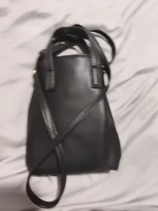 Bolso negro para móvil