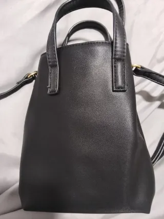 Bolso negro para móvil