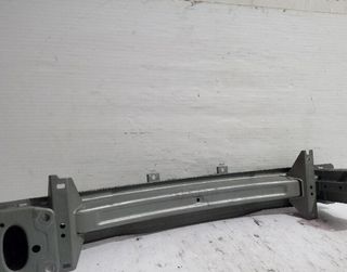 Mazda 143441 b45a50070a refuerzo paragolpes 3 lim.