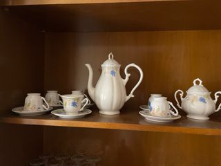 Juego de café clásico de porcelana