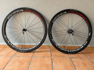 Ruedas Campagnolo Bora Ultra Carbono 35, tubular.