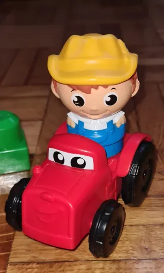 Granja Mega Bloks con figuras