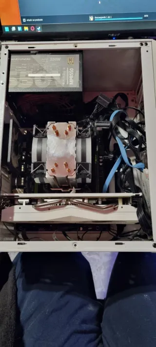 PC Gamer Blanco con luces rgb