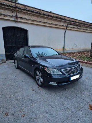 Lexus LS 2008