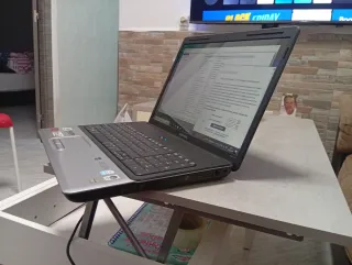 Portátil Compaq 17 Plata batería no carga