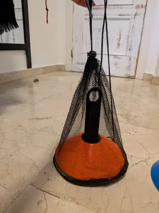 Conos entrenamiento planos con soporte