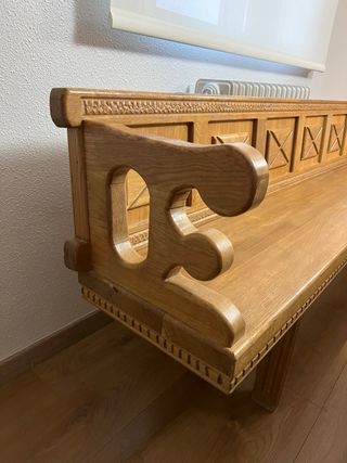 Mesa comedor de 3m incluso banco y 6 sillas.