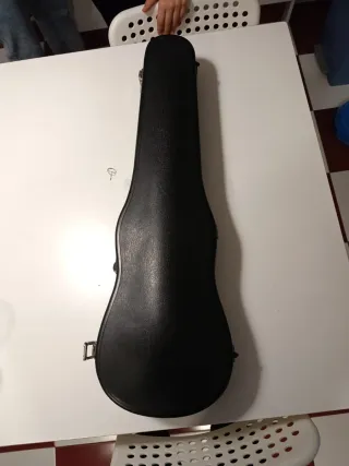 Violín 2/4 estudiante, a reparar