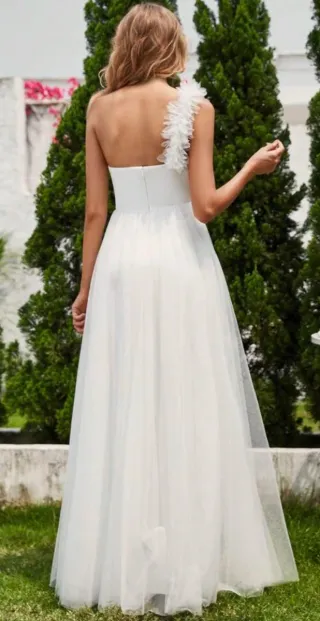 Vestido de Novia Blanco Asimétrico