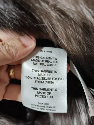 Chaleco pelo zorro plateado Michael Kors