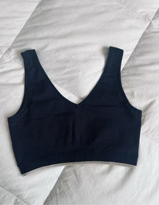 Top deportivo Dadh and Stars negro y gris